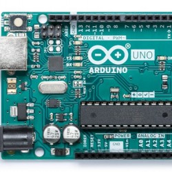 Official Arduino UNO Rev3 